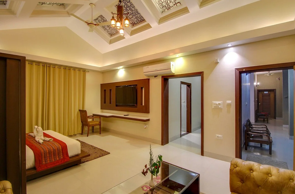Maulik Mansion hotel ropms