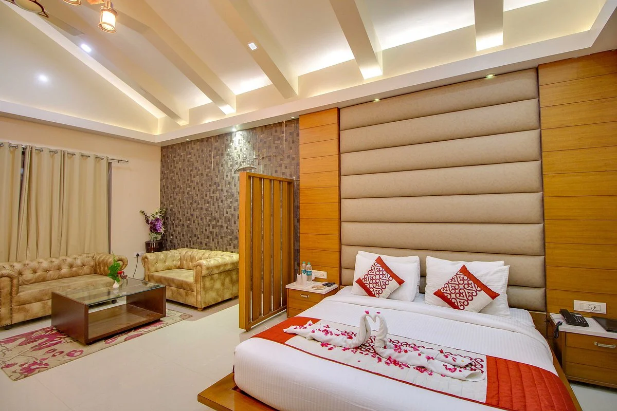 Maulik Mansion room